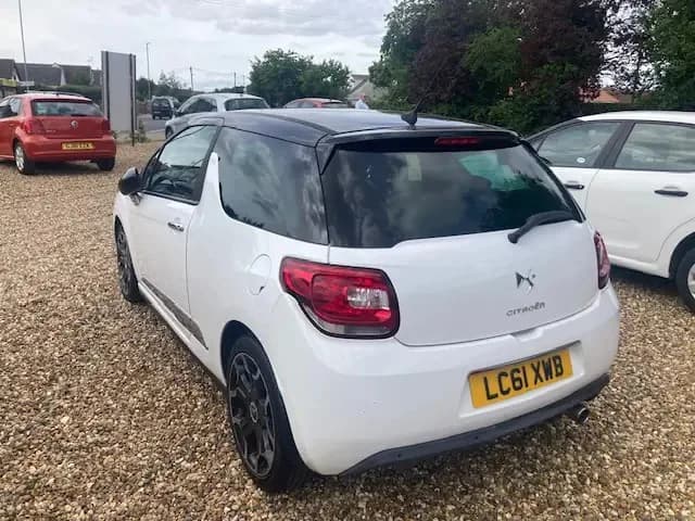 2012 Citroen DS3 — photo 3 of 5